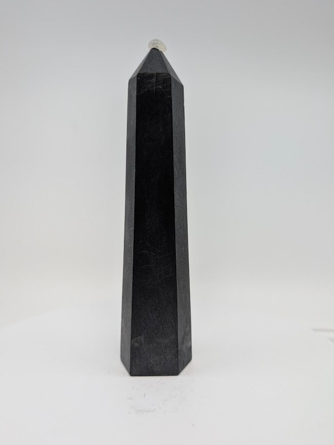 Balanced cut Shungite tower from Karelia Russia – 410g polished carbon stone
