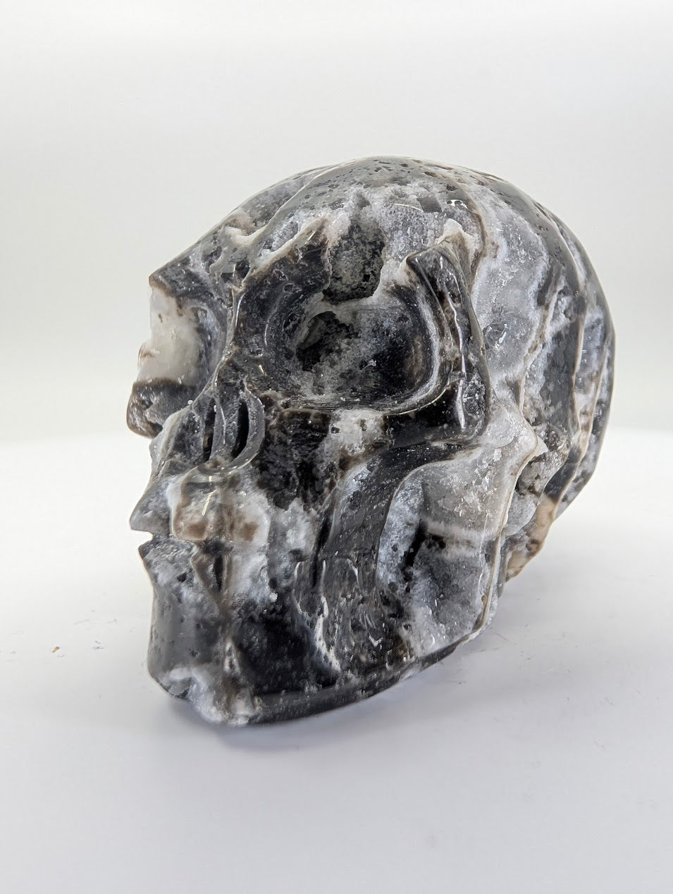 Sphalerite crystal skull carving – 41mm hand-carved natural stone