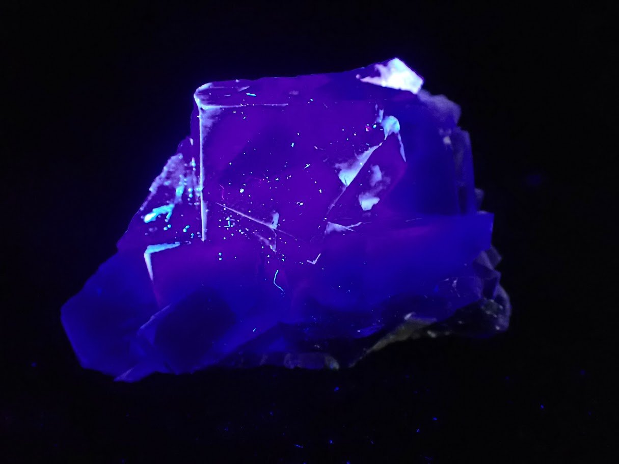 Yindu Fluorite with Deep Violet Cubes and UV Fluorescence – Yindu Mine, Inner Mongolia, China - Legacy Crystals and Minerals