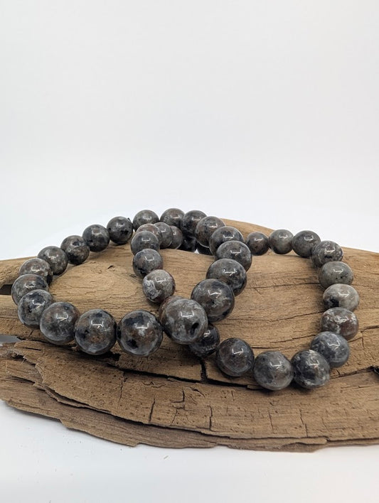 8MM and 6MM Yooperlite bracelet glowing crystal beads